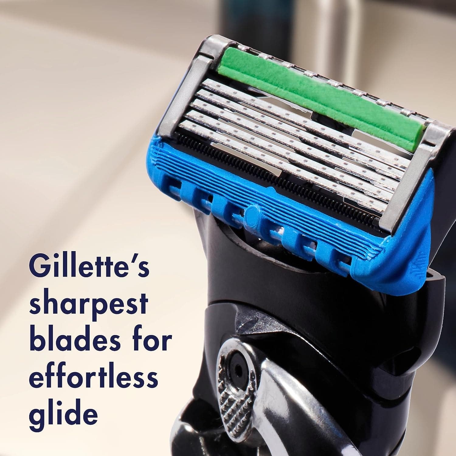 Gillette Fusion Proglide Razors, Men 1 Gillette Razor, 4 Razor Blade Refills, Shields against Skin Irritation